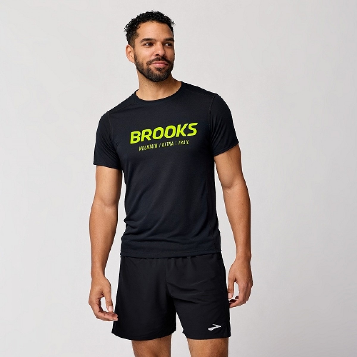 BrooksRunning_20251127222153_605244.jpg